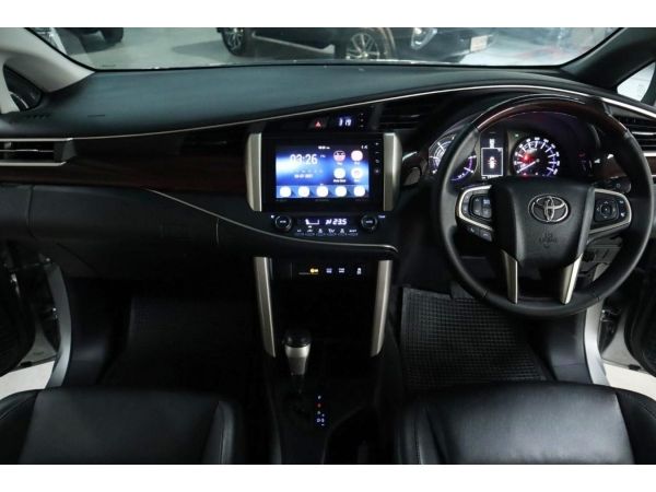 2017 Toyota Innova 2.8  Crysta V Wagon AT (ปี 16-20) B5371 รูปที่ 4